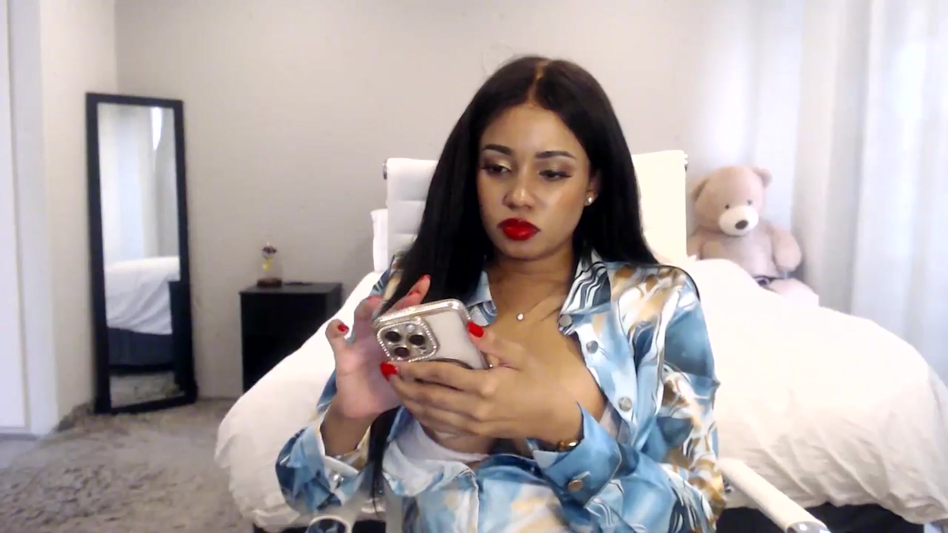 Gallery image thumbnail from HoneyNala's myfreecams stream on, 01/12/2025, 12:46 image 18 of 20