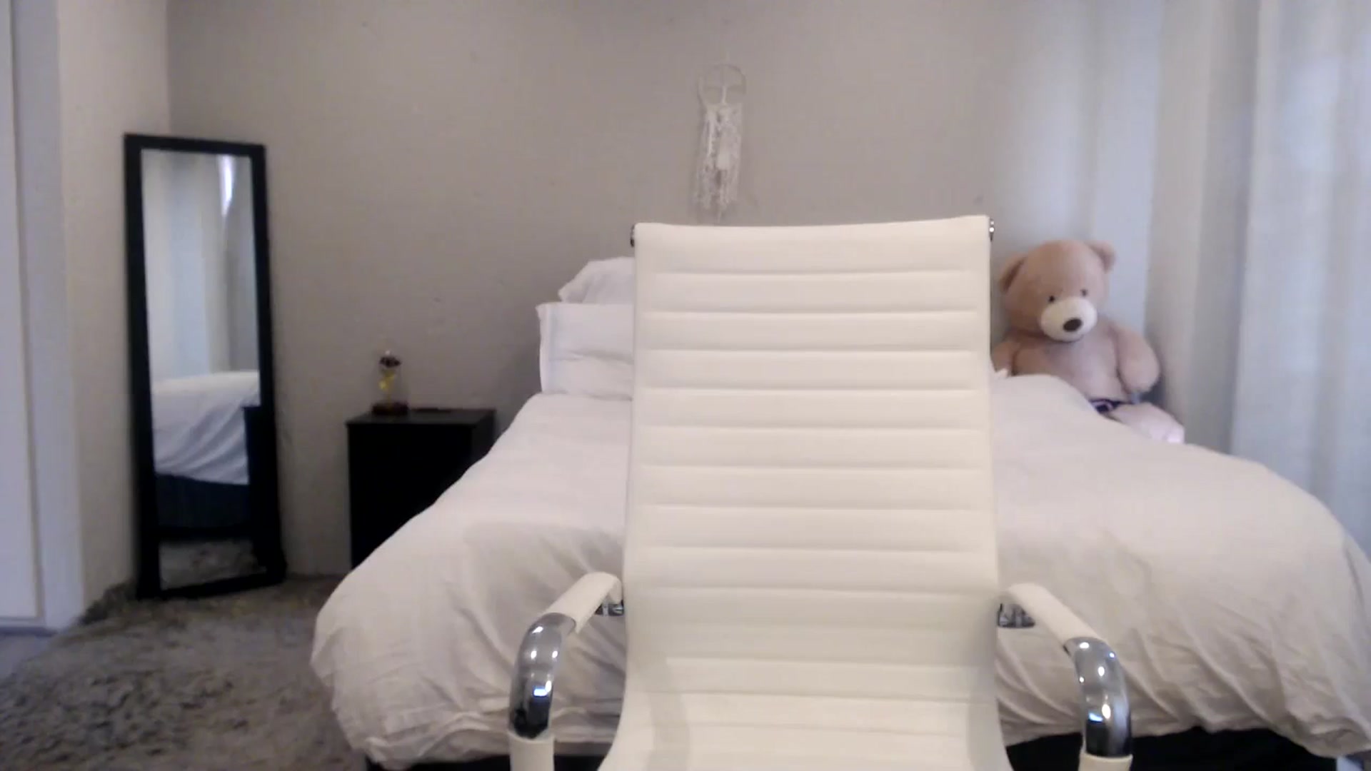 Gallery image thumbnail from HoneyNala's myfreecams stream on, 01/12/2025, 12:46 image 19 of 20