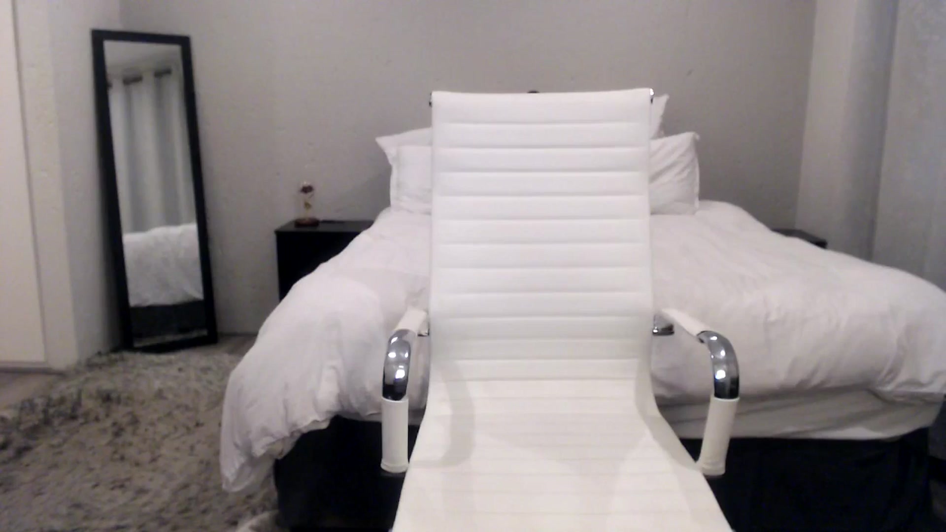 Gallery image thumbnail from HoneyNala's myfreecams stream on, 04/16/2025, 03:08 image 16 of 20