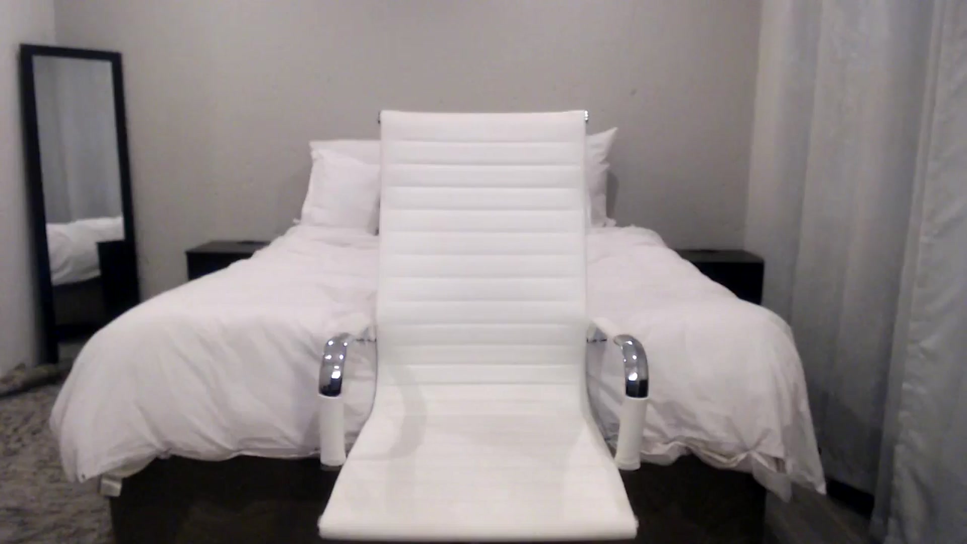 Gallery image thumbnail from HoneyNala's myfreecams stream on, 09/03/2025, 03:09 image 13 of 20