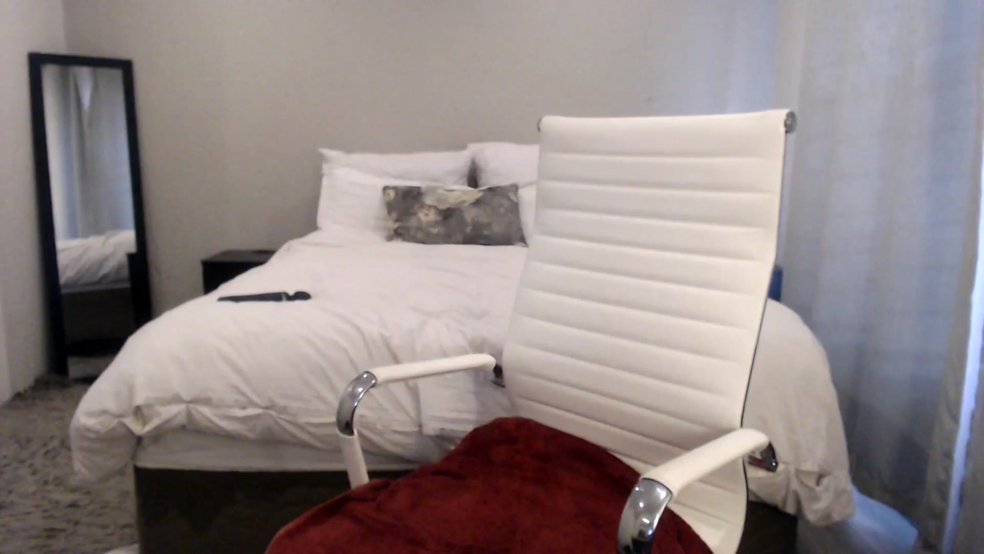 Gallery image thumbnail from HoneyNala's myfreecams stream on, 09/08/2025, 06:12 image 9 of 20