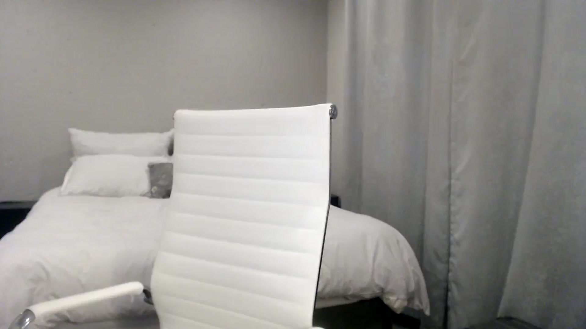Gallery image thumbnail from HoneyNala's myfreecams stream on, 09/15/2025, 24:01 image 9 of 20