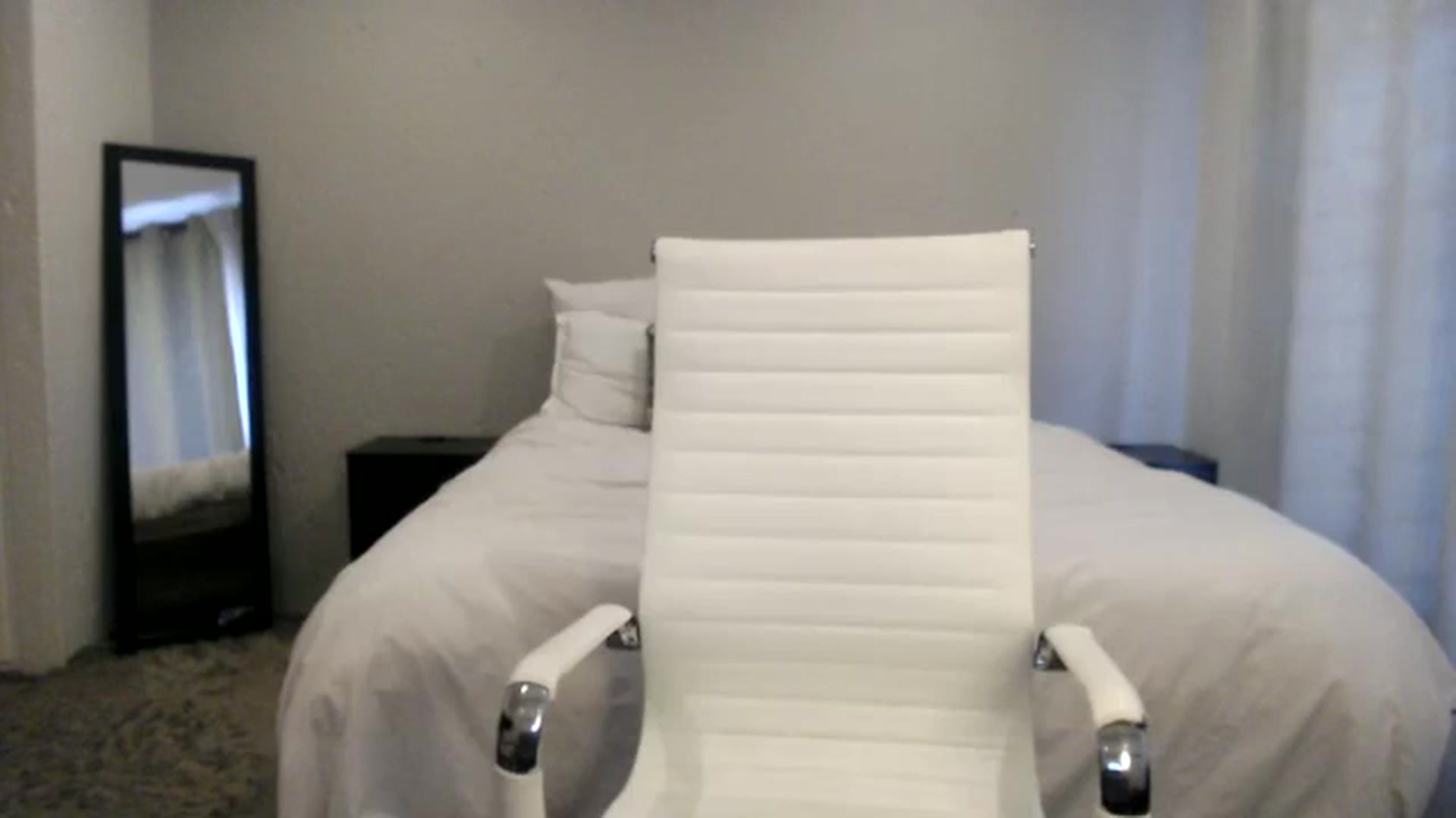 Gallery image thumbnail from HoneyNala's myfreecams stream on, 09/16/2025, 07:31 image 9 of 20