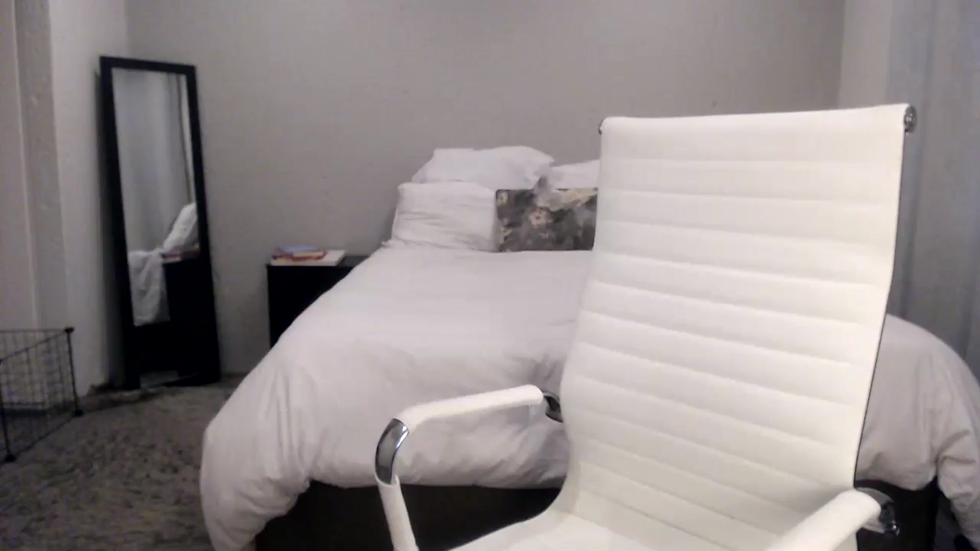 Gallery image thumbnail from HoneyNala's myfreecams stream on, 10/07/2025, 02:30 image 20 of 20