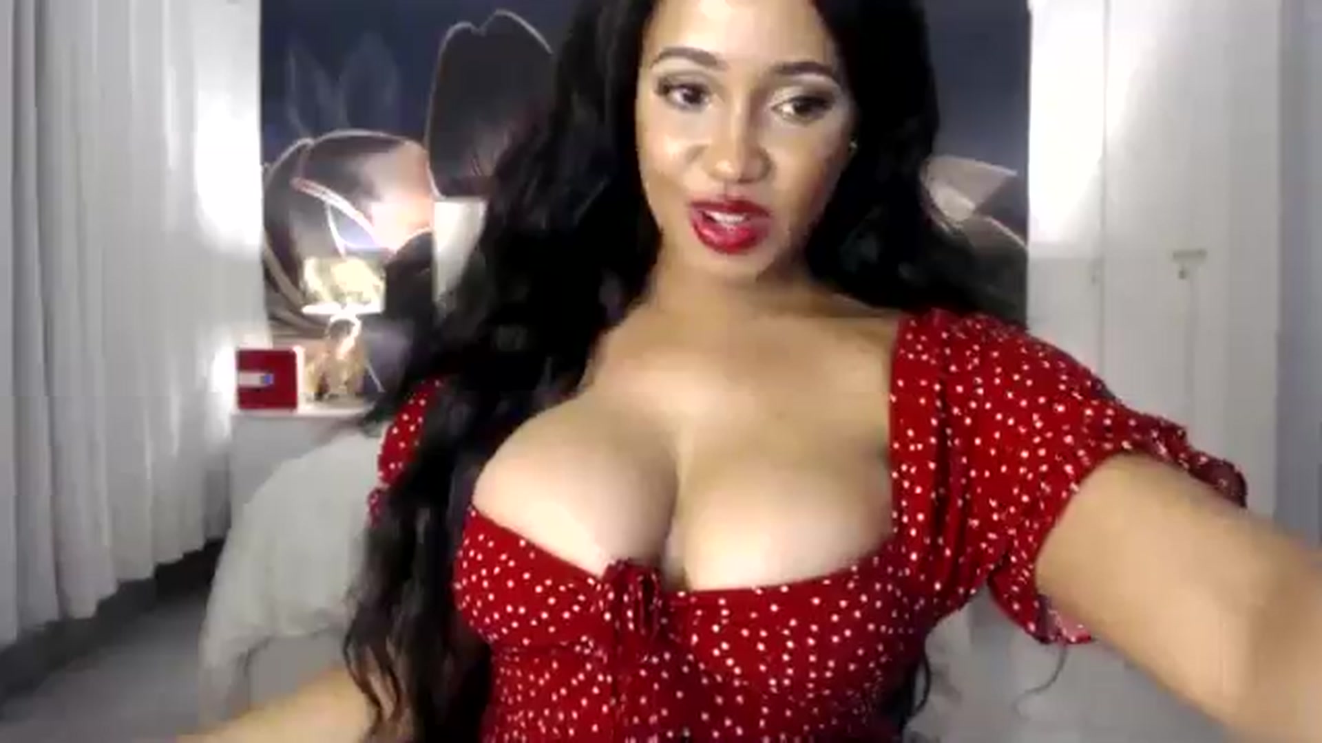 Gallery image thumbnail from HoneyNala's myfreecams stream on, 03/16/2026, 24:43 image 11 of 20