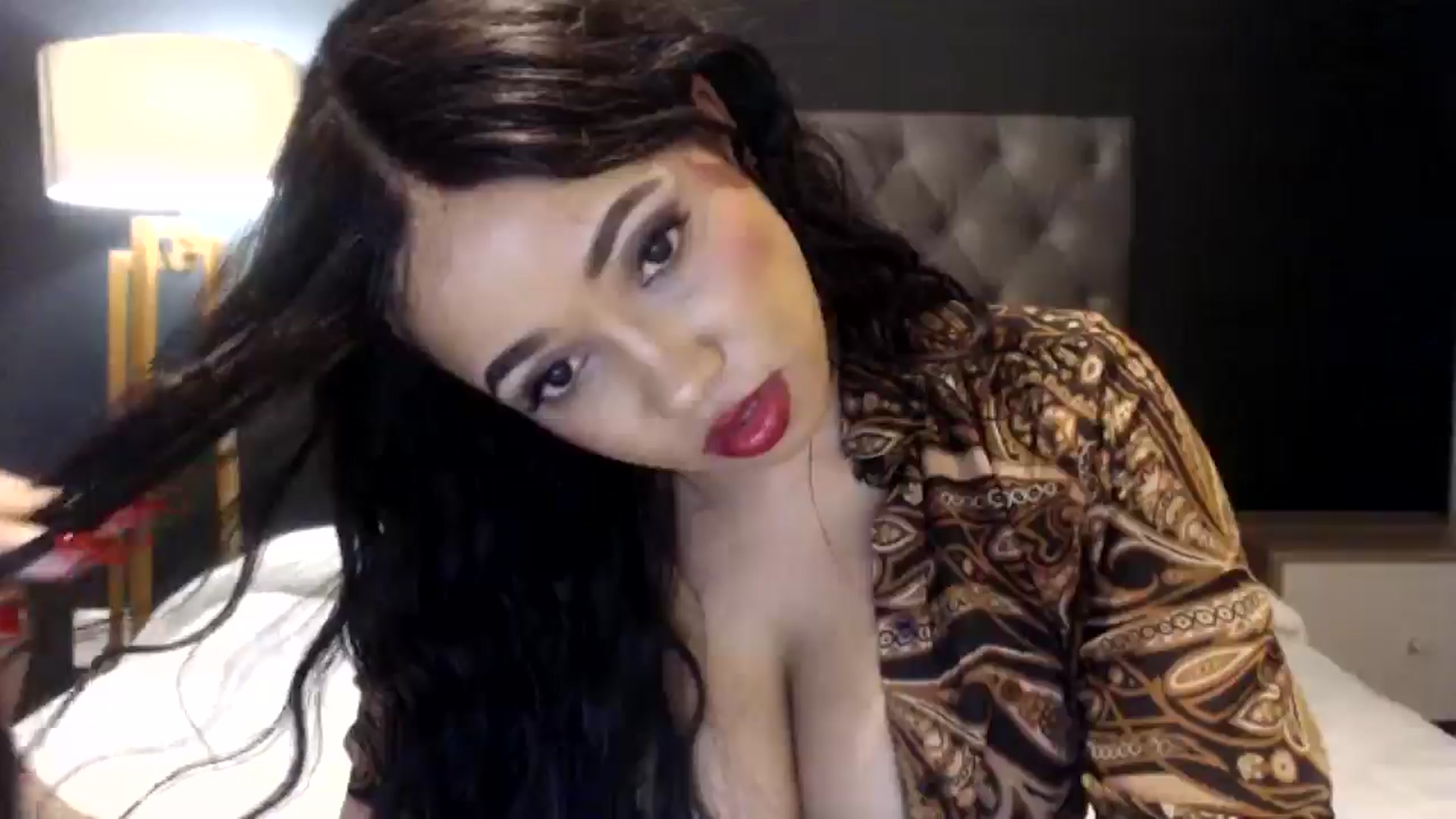 Gallery image thumbnail from HoneyNala's myfreecams stream on, 04/07/2026, 01:32 image 4 of 20