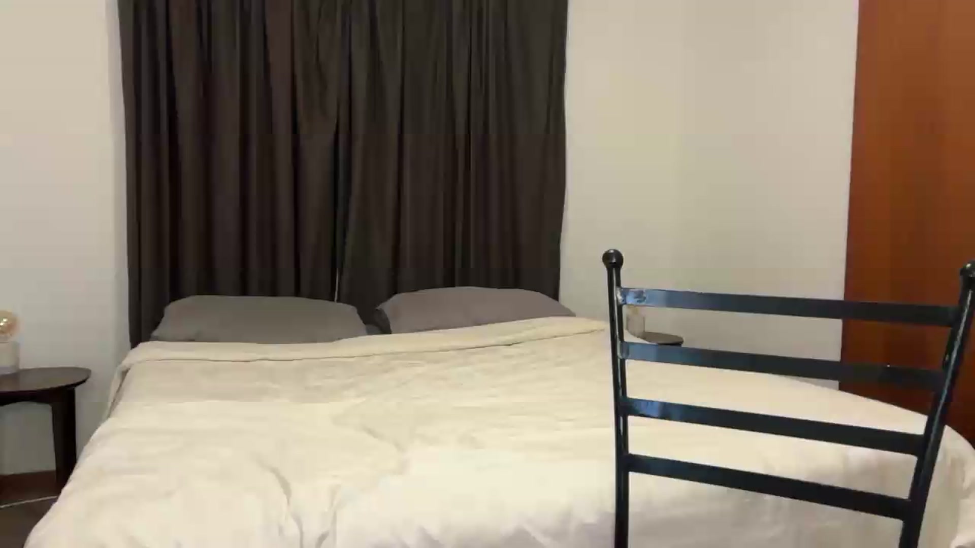 Gallery image thumbnail from HoneyNala's myfreecams stream on, 06/06/2026, 01:34 image 16 of 20