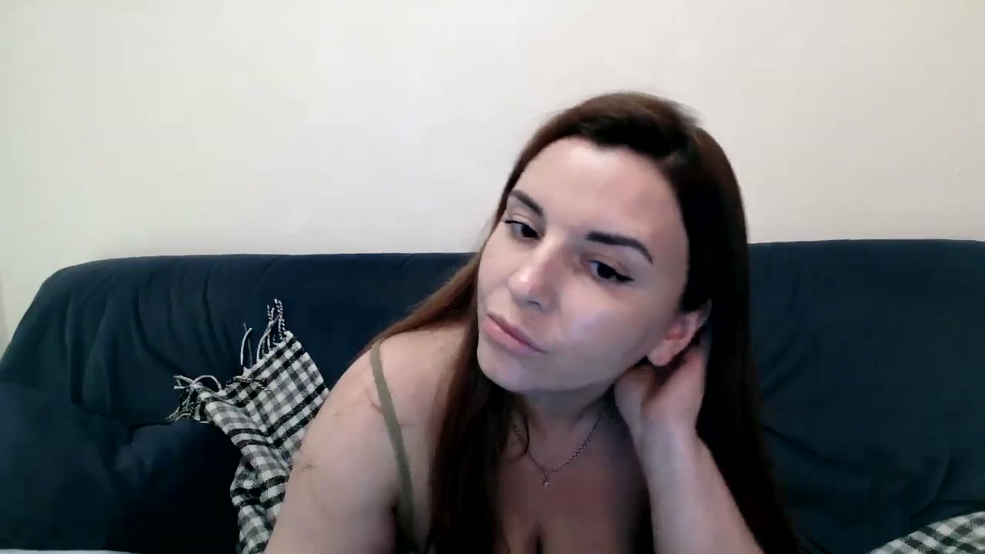 Gallery image thumbnail from HoneyPapaya's myfreecams stream on, 12/09/2024, 15:21 image 7 of 20