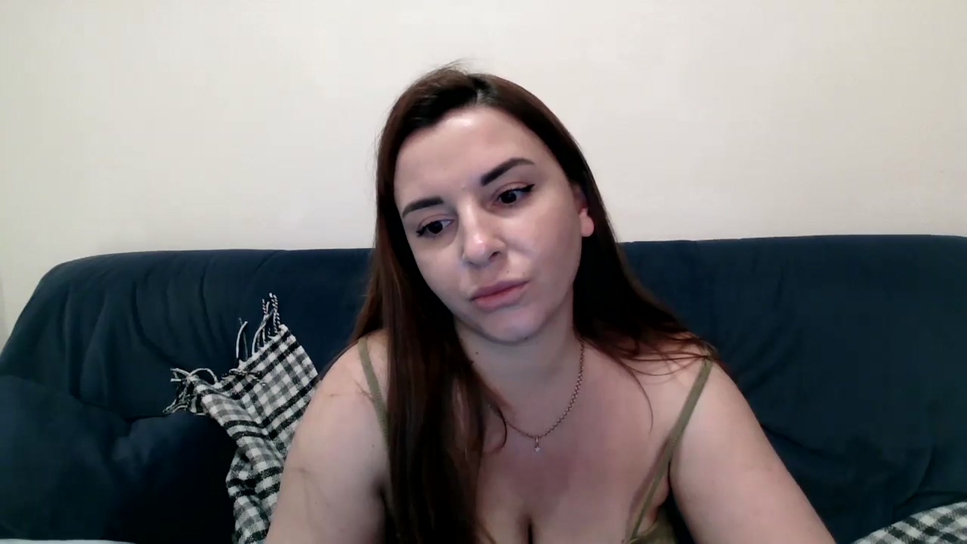 Gallery image thumbnail from HoneyPapaya's myfreecams stream on, 12/09/2024, 15:21 image 16 of 20