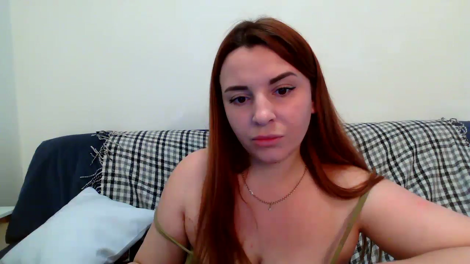 Gallery image thumbnail from HoneyPapaya's myfreecams stream on, 12/24/2024, 13:30 image 18 of 20