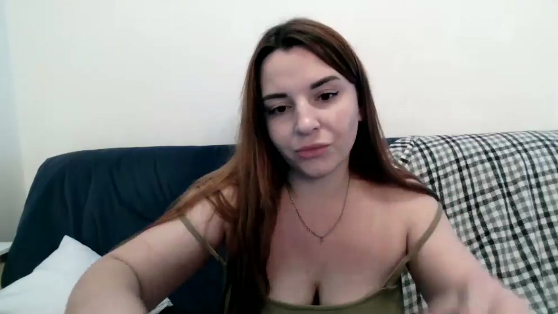Gallery image thumbnail from HoneyPapaya's myfreecams stream on, 12/25/2024, 13:33 image 8 of 20