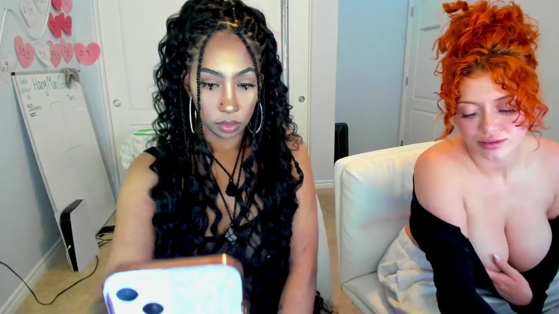 Gallery image thumbnail from HoneyRosa's myfreecams stream on, 03/04/2025, 08:20 image 9 of 20