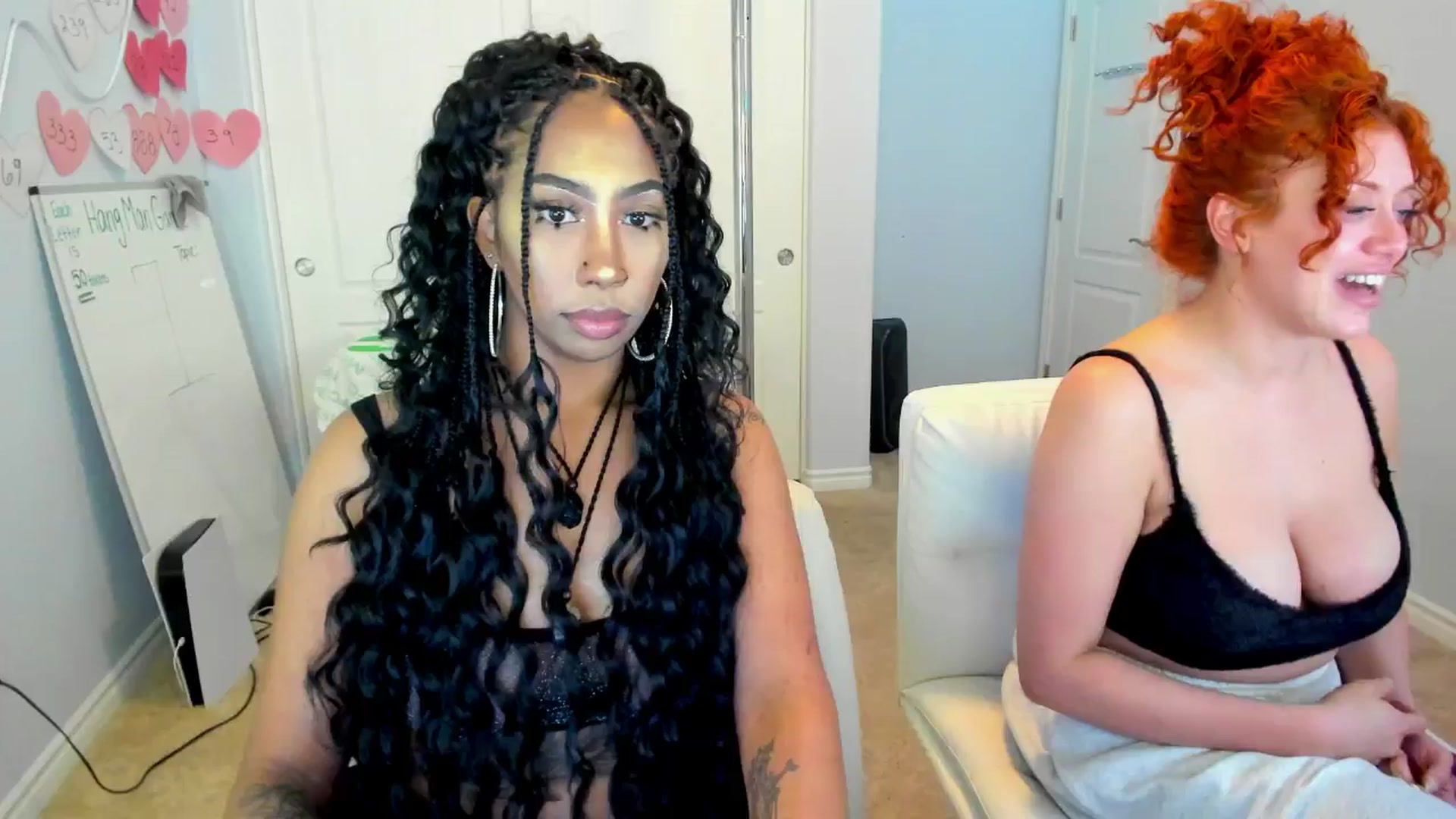 Gallery image thumbnail from HoneyRosa's myfreecams stream on, 03/04/2025, 08:20 image 20 of 20