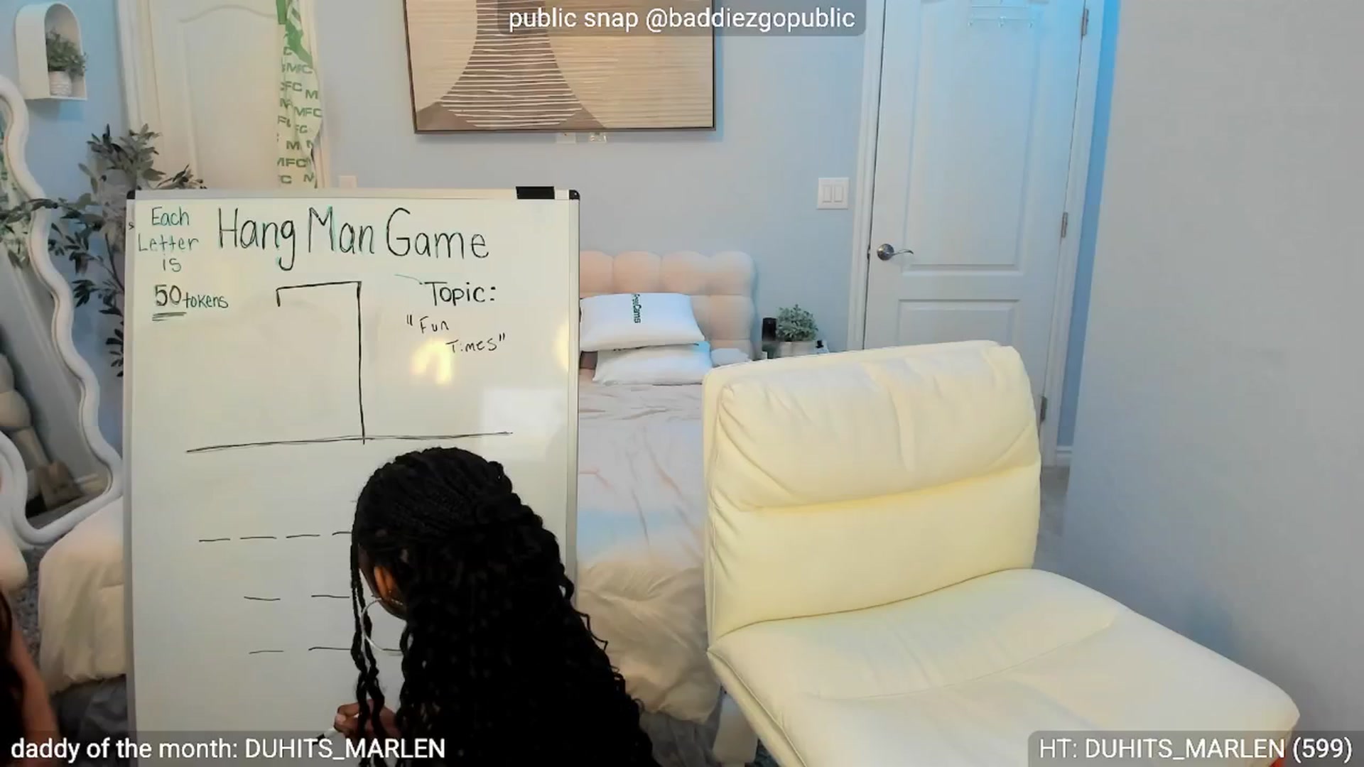 Gallery image thumbnail from HoneyRosa's myfreecams stream on, 03/11/2025, 08:17 image 5 of 20
