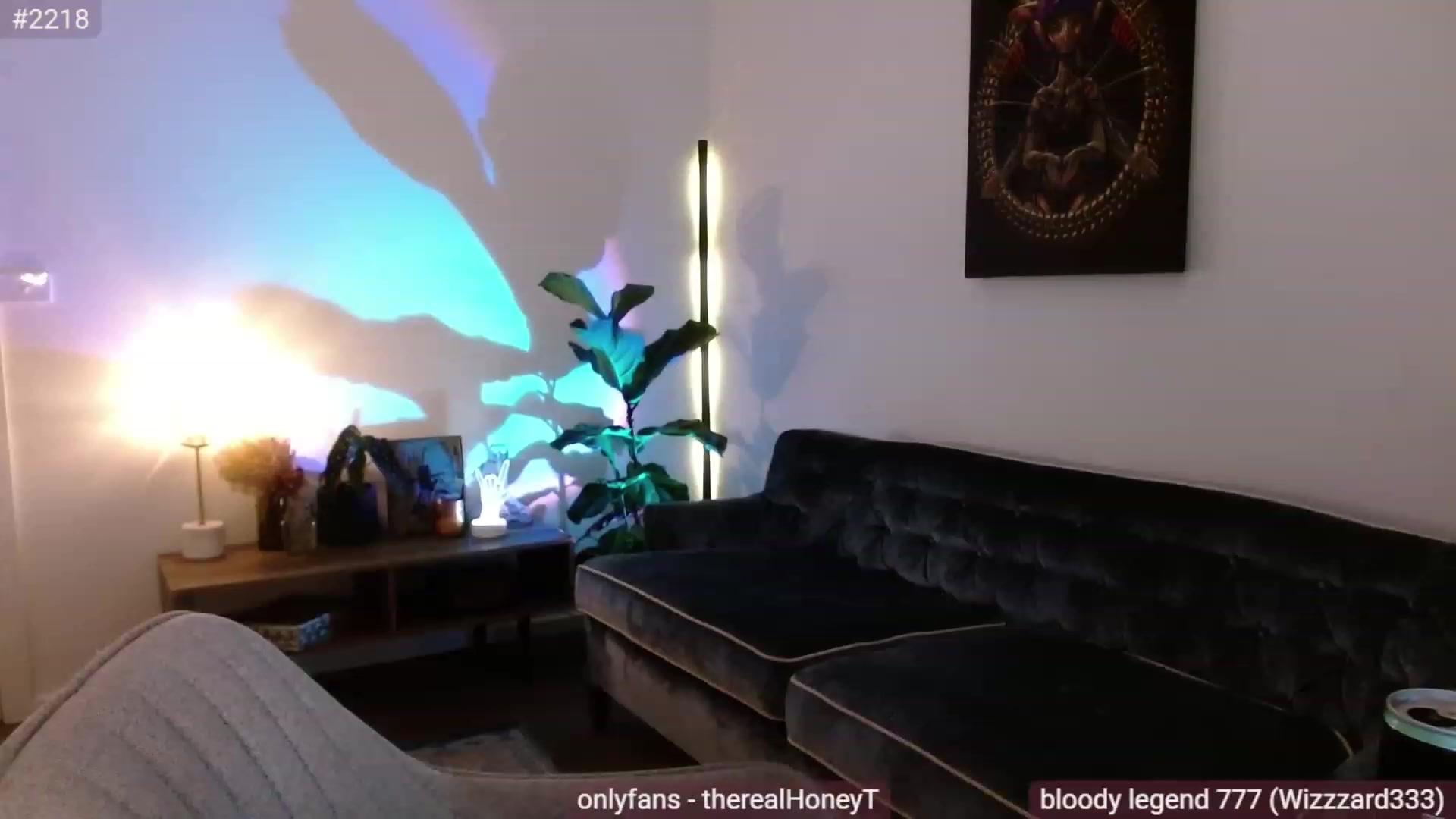 Gallery image thumbnail from HoneyTits_'s myfreecams stream on, 11/25/2022, 10:57 image 10 of 20