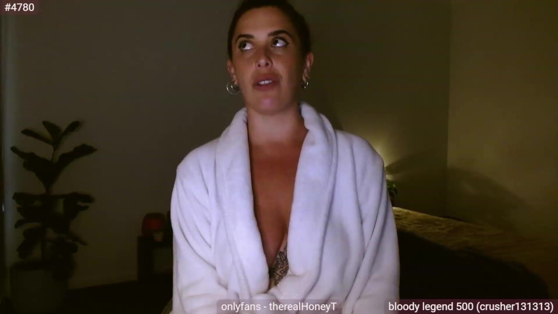 Gallery image thumbnail from HoneyTits_'s myfreecams stream on, 12/07/2022, 08:07 image 17 of 20