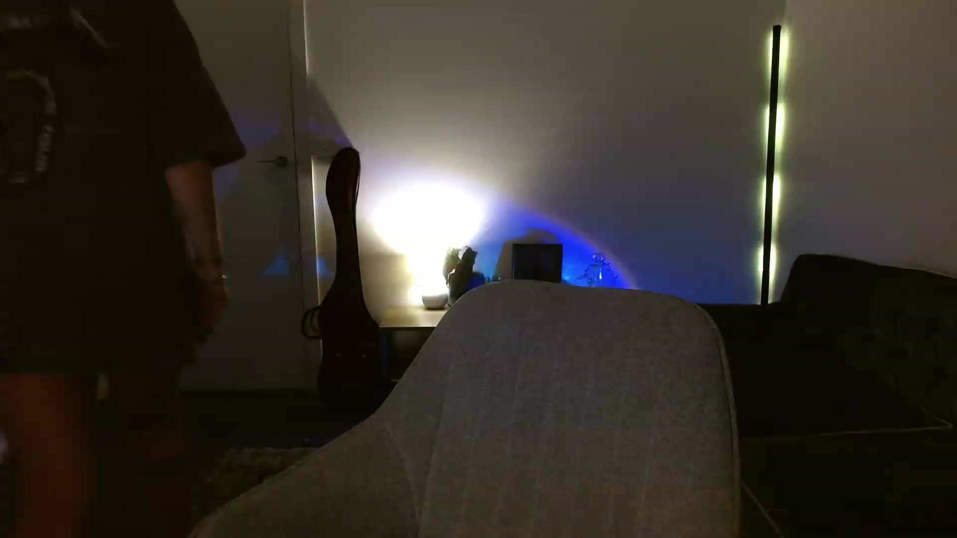 Gallery image thumbnail from HoneyTits_'s myfreecams stream on, 12/19/2022, 11:33 image 12 of 20