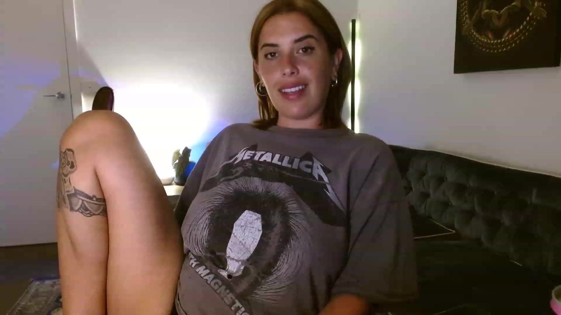 Gallery image thumbnail from HoneyTits_'s myfreecams stream on, 12/19/2022, 11:33 image 13 of 20
