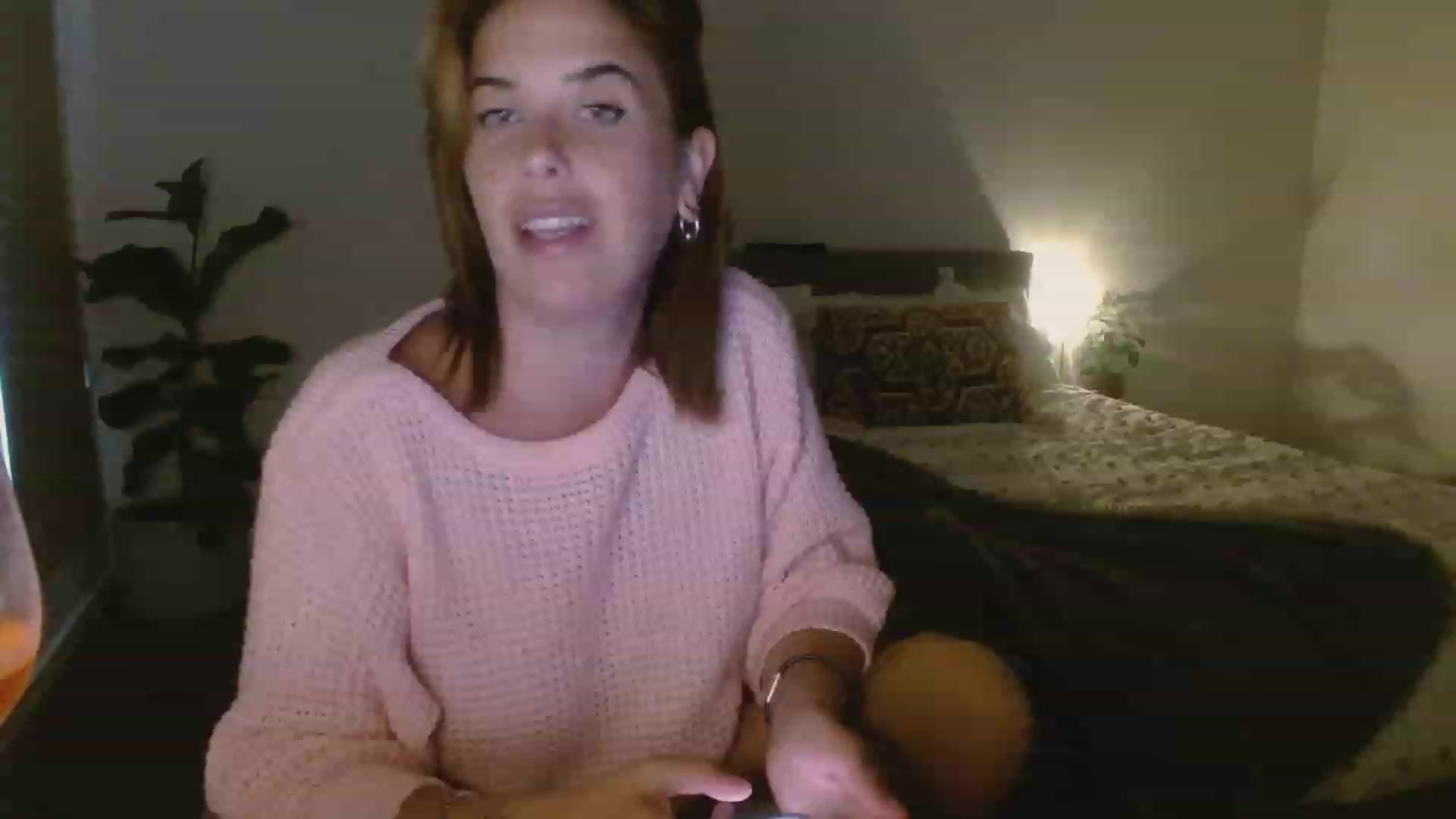 Gallery image thumbnail from HoneyTits_'s myfreecams stream on, 12/29/2022, 09:32 image 12 of 20