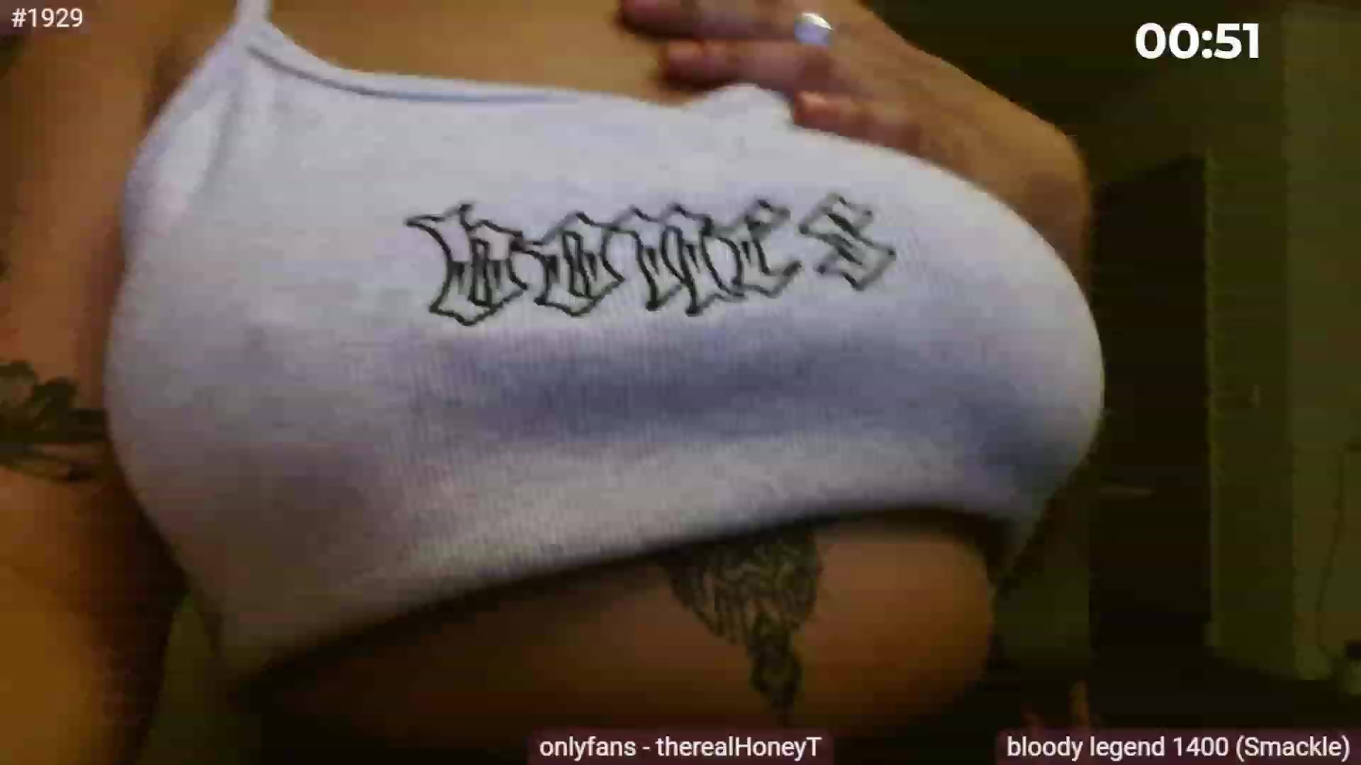 Gallery image thumbnail from HoneyTits_'s myfreecams stream on, 01/07/2023, 10:27 image 14 of 20