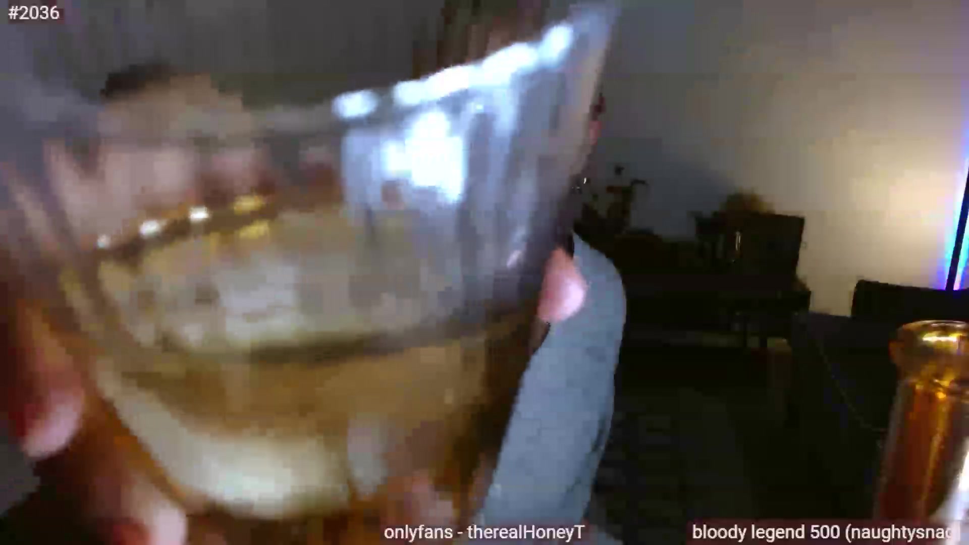 Gallery image thumbnail from HoneyTits_'s myfreecams stream on, 01/18/2023, 10:47 image 16 of 20