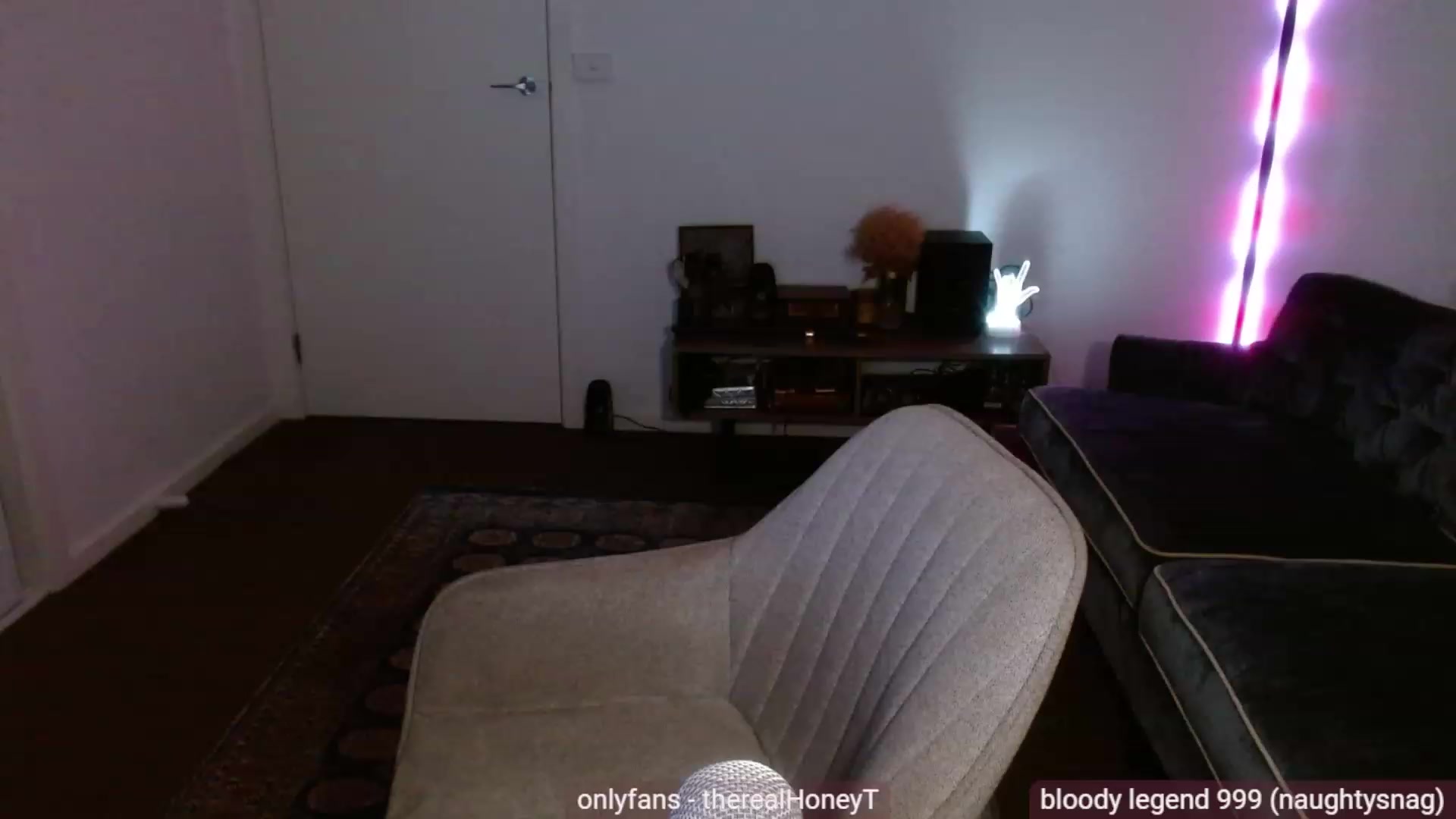 Gallery image thumbnail from HoneyTits_'s myfreecams stream on, 02/20/2023, 13:00 image 6 of 20