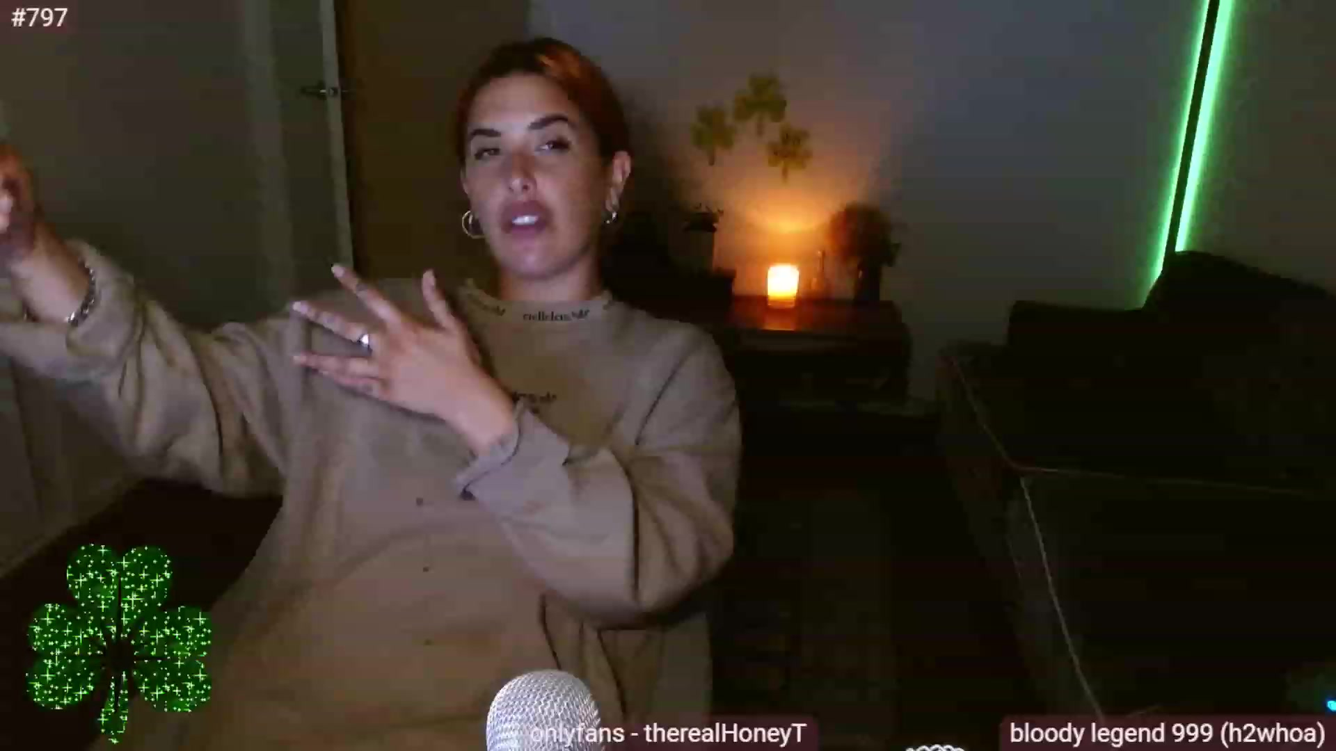 Gallery image thumbnail from HoneyTits_'s myfreecams stream on, 03/18/2023, 10:39 image 17 of 20