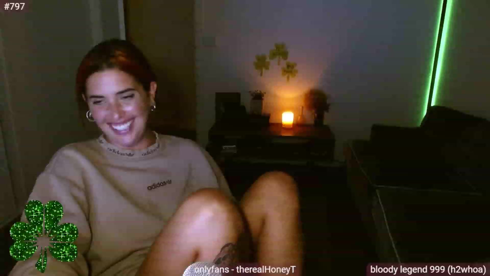 Gallery image thumbnail from HoneyTits_'s myfreecams stream on, 03/18/2023, 10:39 image 7 of 20