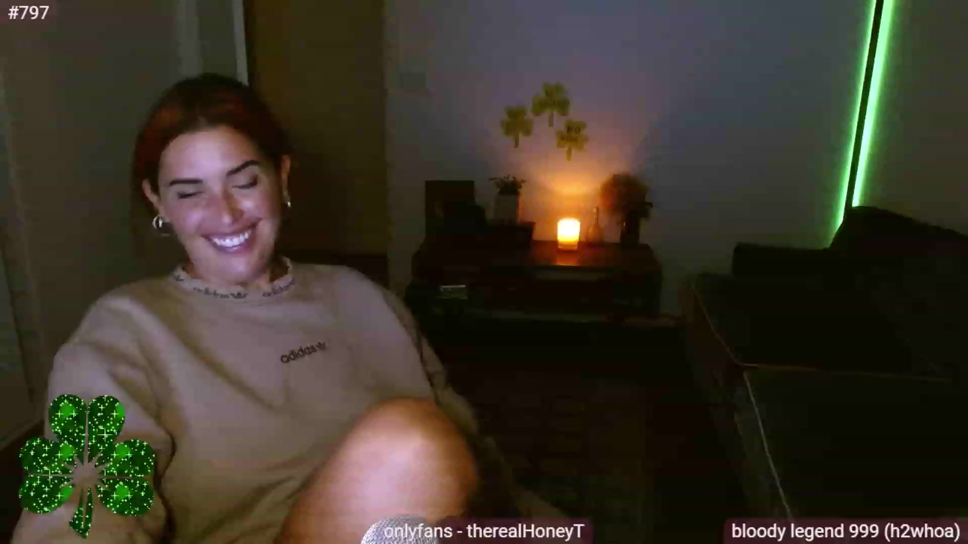 Gallery image thumbnail from HoneyTits_'s myfreecams stream on, 03/18/2023, 10:39 image 6 of 20