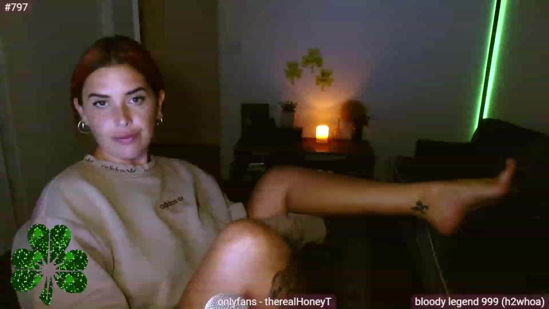 Gallery image thumbnail from HoneyTits_'s myfreecams stream on, 03/18/2023, 10:39 image 9 of 20
