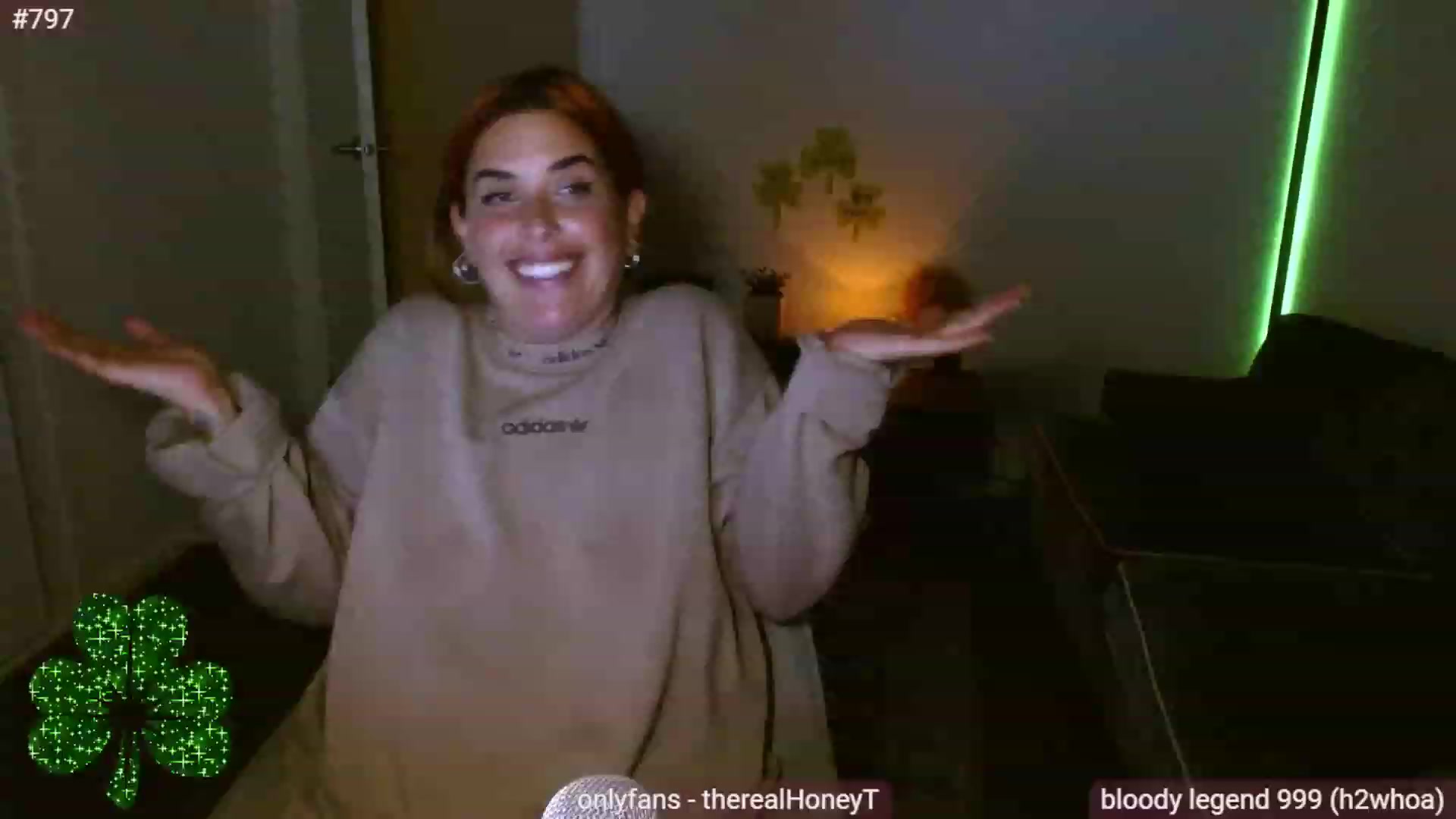 Gallery image thumbnail from HoneyTits_'s myfreecams stream on, 03/18/2023, 10:39 image 1 of 20