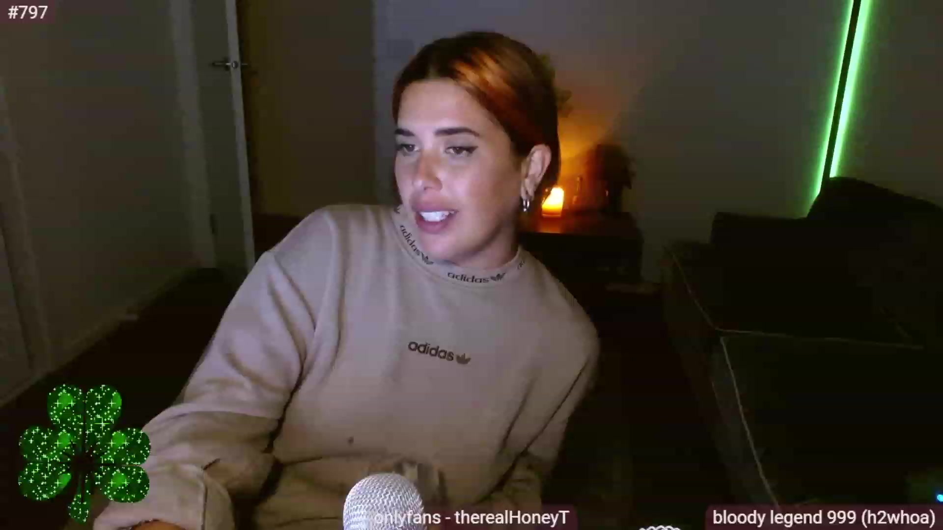 Gallery image thumbnail from HoneyTits_'s myfreecams stream on, 03/18/2023, 10:39 image 18 of 20
