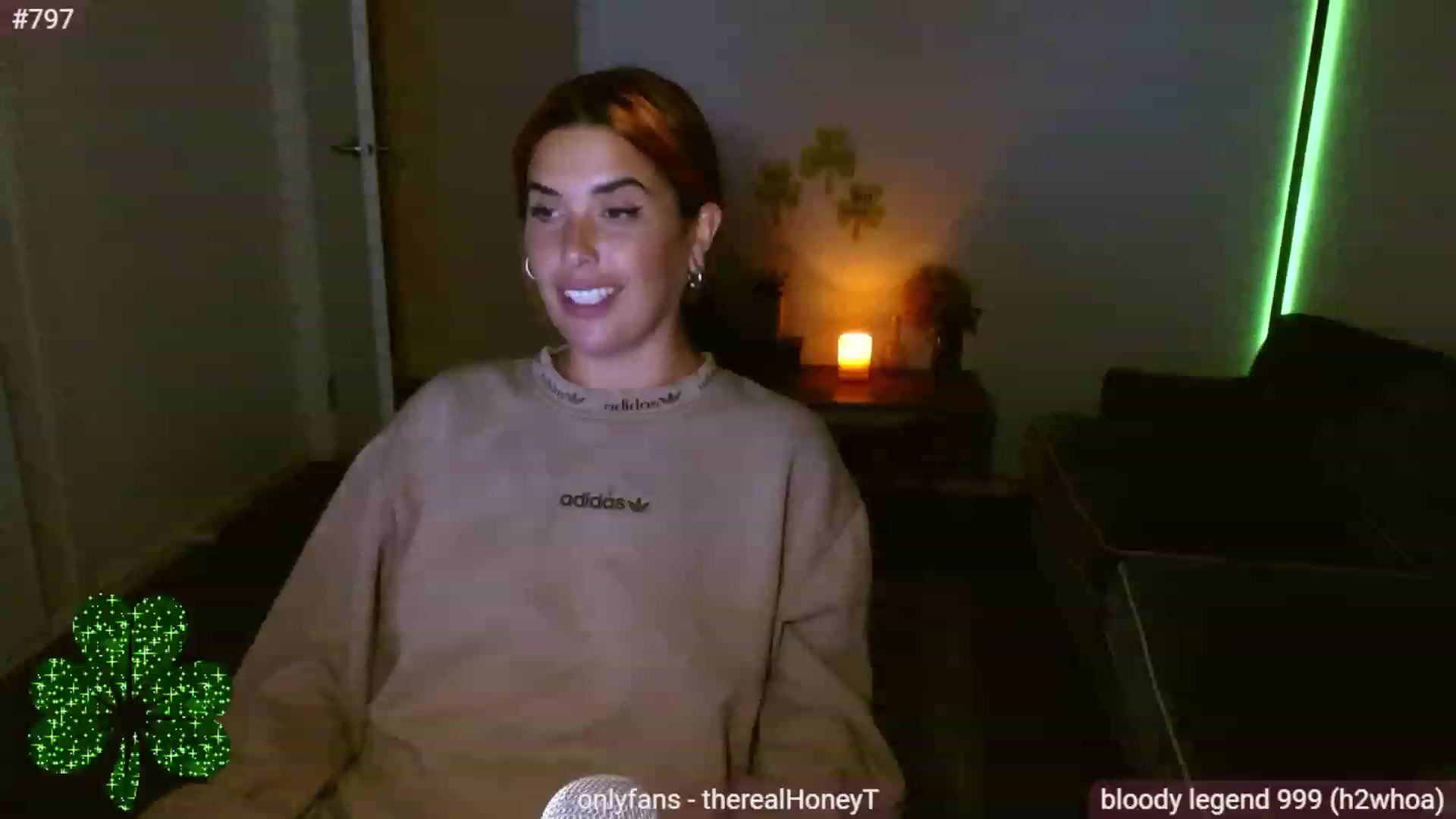 Gallery image thumbnail from HoneyTits_'s myfreecams stream on, 03/18/2023, 10:39 image 2 of 20