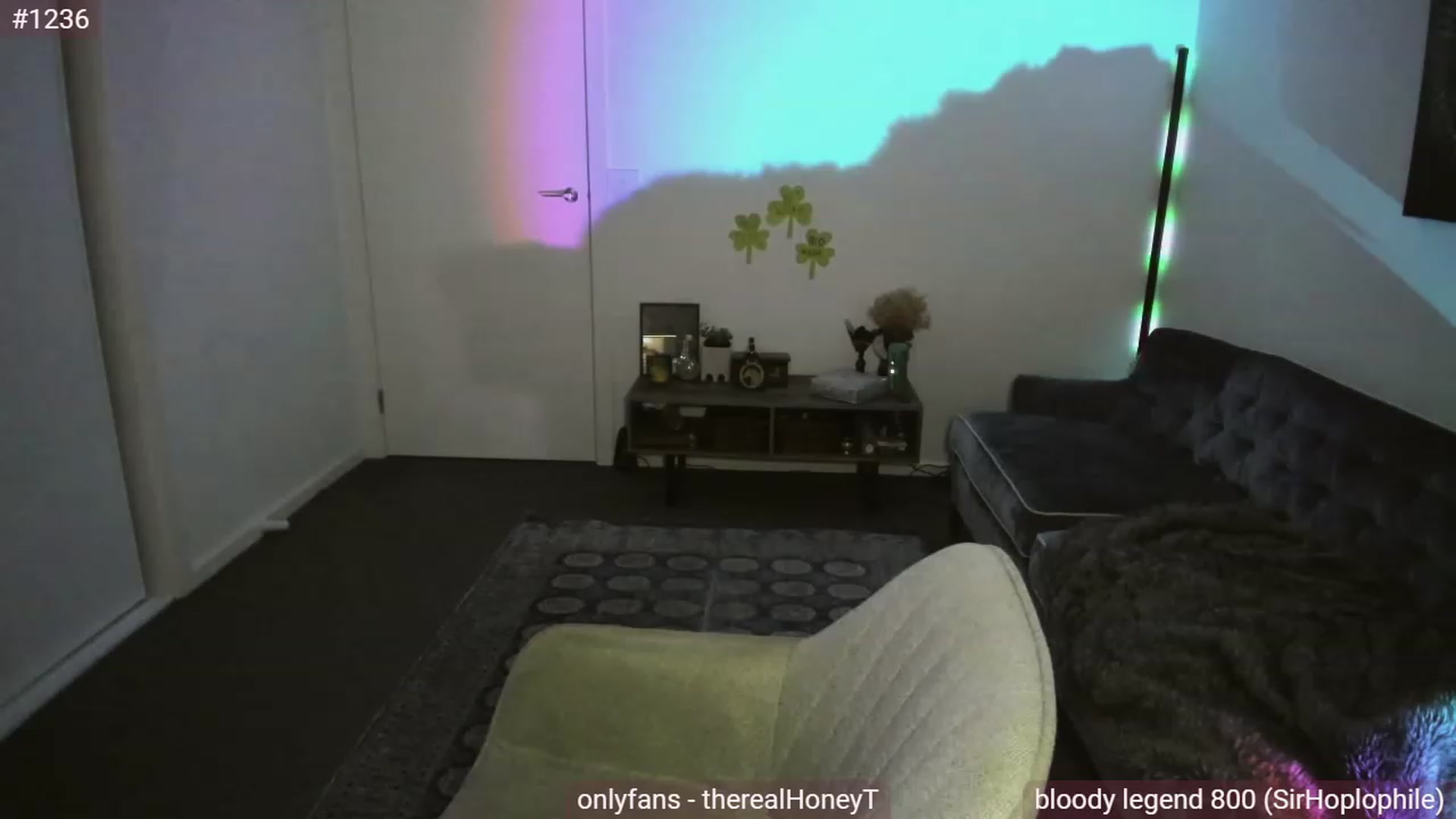 Gallery image thumbnail from HoneyTits_'s myfreecams stream on, 04/05/2023, 12:18 image 20 of 20