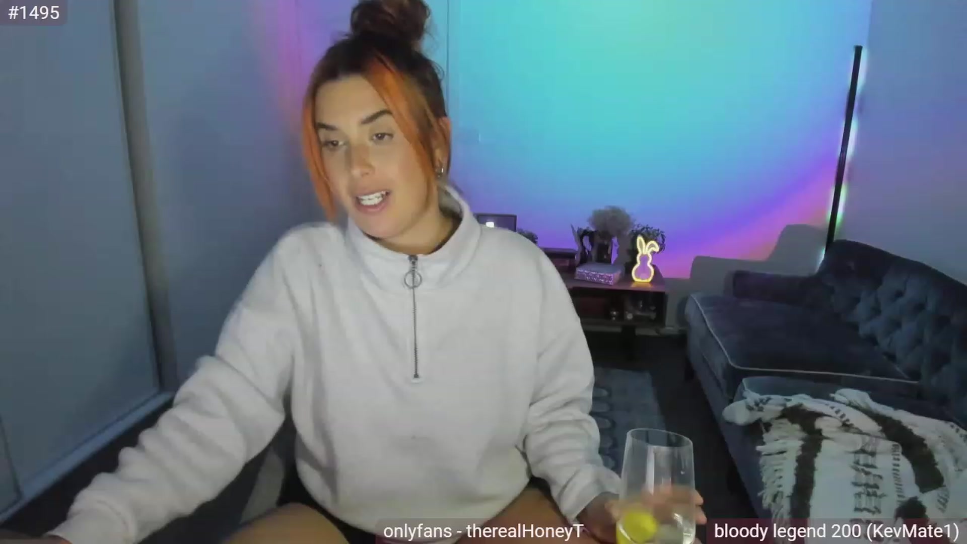 Gallery image thumbnail from HoneyTits_'s myfreecams stream on, 04/10/2023, 13:20 image 18 of 20