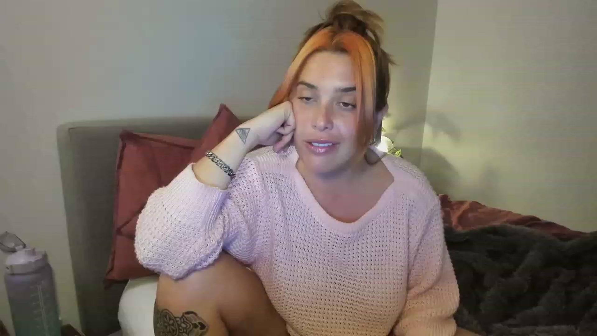 Gallery image thumbnail from HoneyTits_'s myfreecams stream on, 04/20/2023, 11:58 image 14 of 20