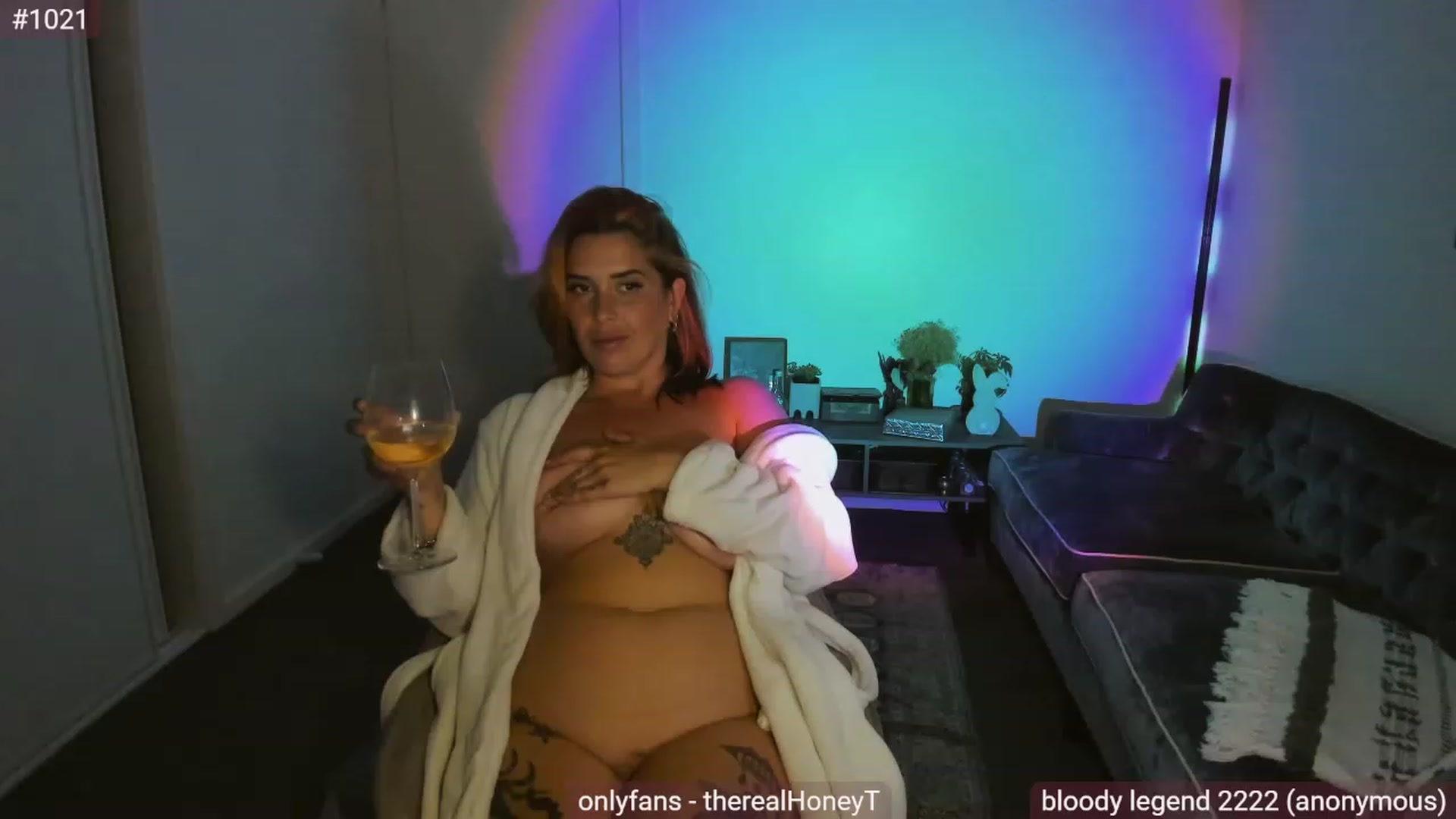 Gallery image thumbnail from HoneyTits_'s myfreecams stream on, 04/25/2023, 10:01 image 15 of 20