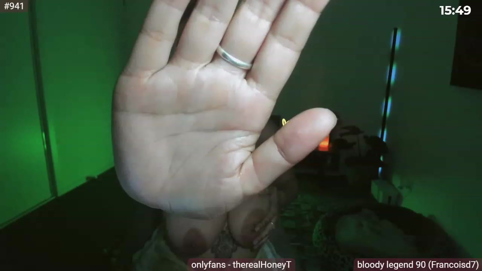 Gallery image thumbnail from HoneyTits_'s myfreecams stream on, 04/30/2023, 10:35 image 7 of 20