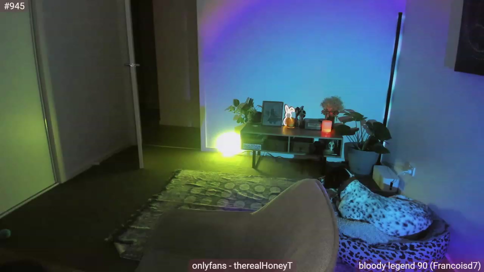 Gallery image thumbnail from HoneyTits_'s myfreecams stream on, 04/30/2023, 10:35 image 1 of 20