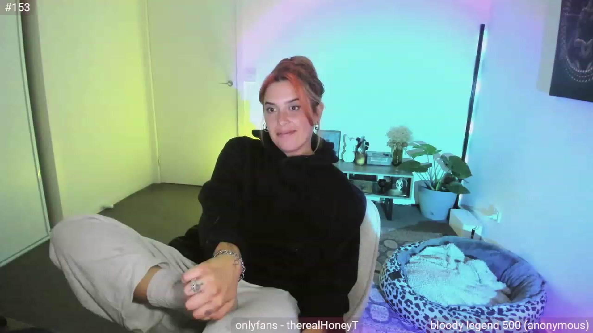 Gallery image thumbnail from HoneyTits_'s myfreecams stream on, 05/01/2023, 10:05 image 17 of 20
