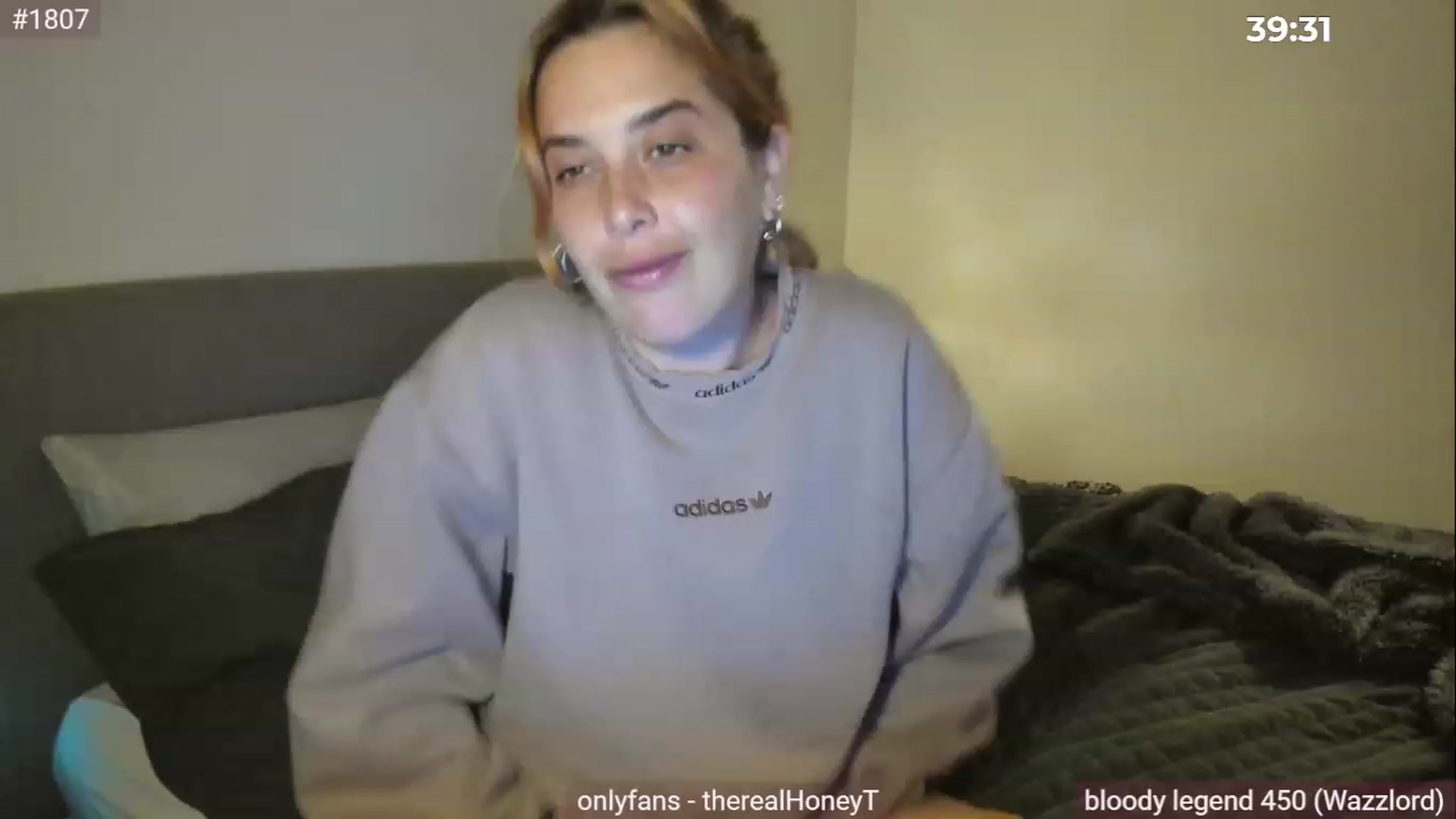 Gallery image thumbnail from HoneyTits_'s myfreecams stream on, 05/18/2023, 10:26 image 15 of 20