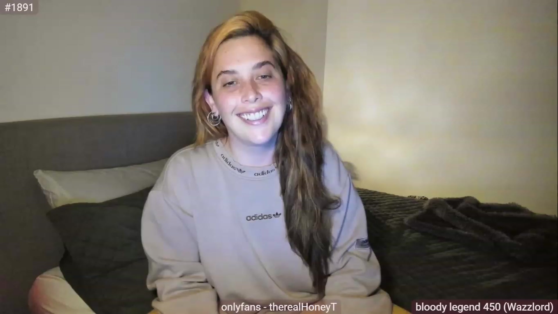 Gallery image thumbnail from HoneyTits_'s myfreecams stream on, 05/18/2023, 10:26 image 1 of 20