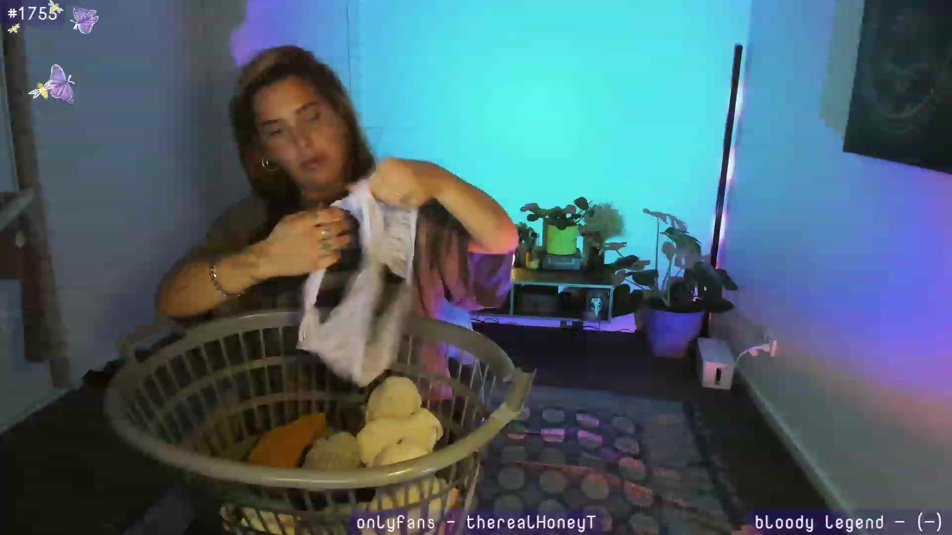 Gallery image thumbnail from HoneyTits_'s myfreecams stream on, 05/29/2023, 09:56 image 1 of 20