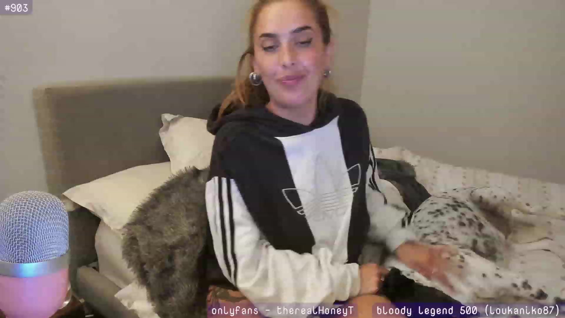 Gallery image thumbnail from HoneyTits_'s myfreecams stream on, 06/04/2023, 10:12 image 1 of 20