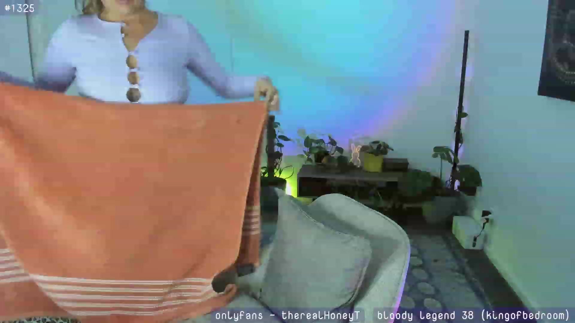 Gallery image thumbnail from HoneyTits_'s myfreecams stream on, 06/13/2023, 09:02 image 16 of 20