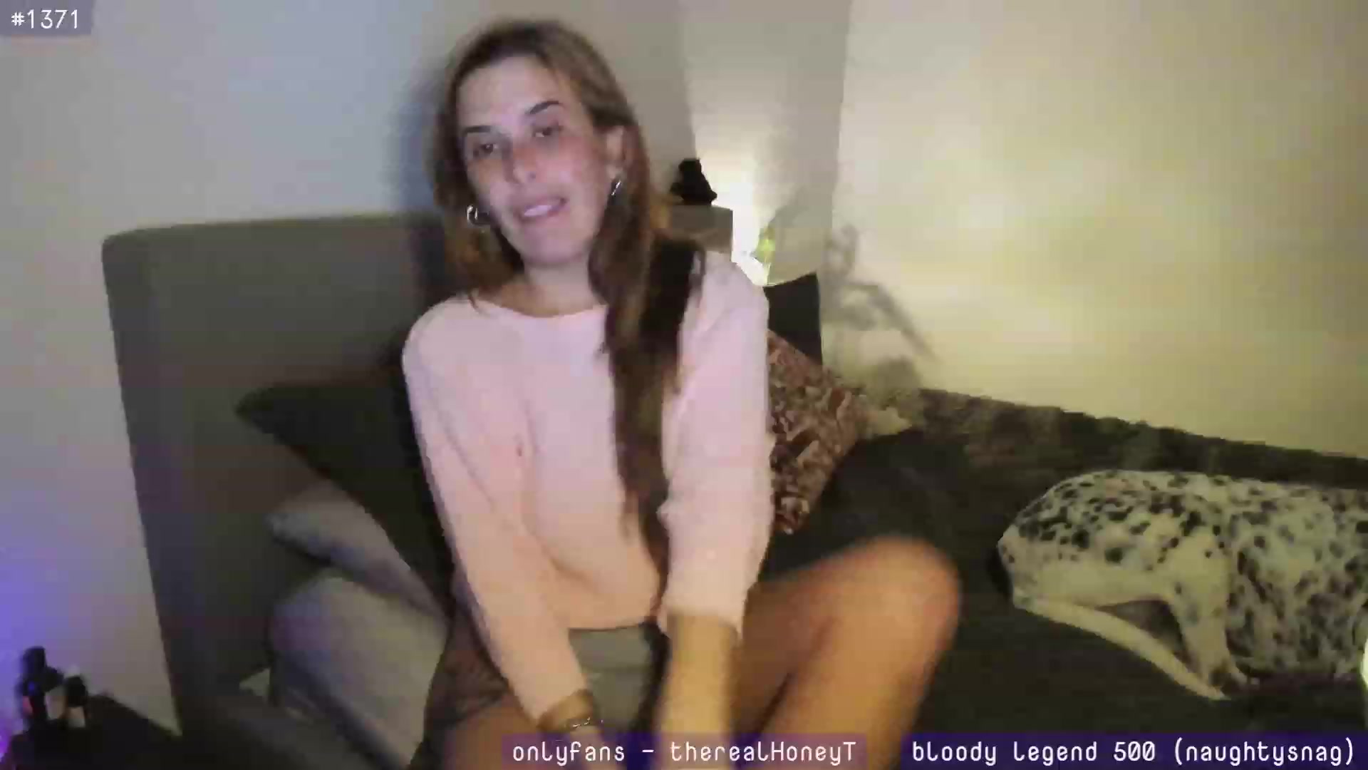 Gallery image thumbnail from HoneyTits_'s myfreecams stream on, 06/21/2023, 11:35 image 18 of 20