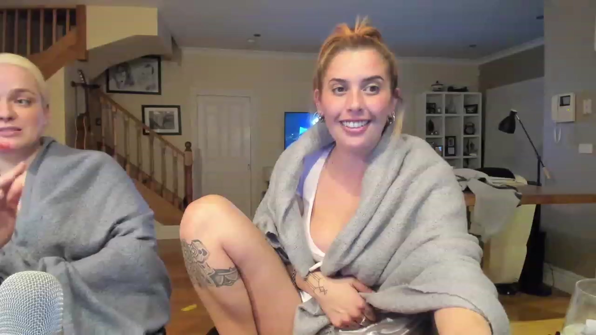 Gallery image thumbnail from HoneyTits_'s myfreecams stream on, 06/27/2023, 09:37 image 14 of 20