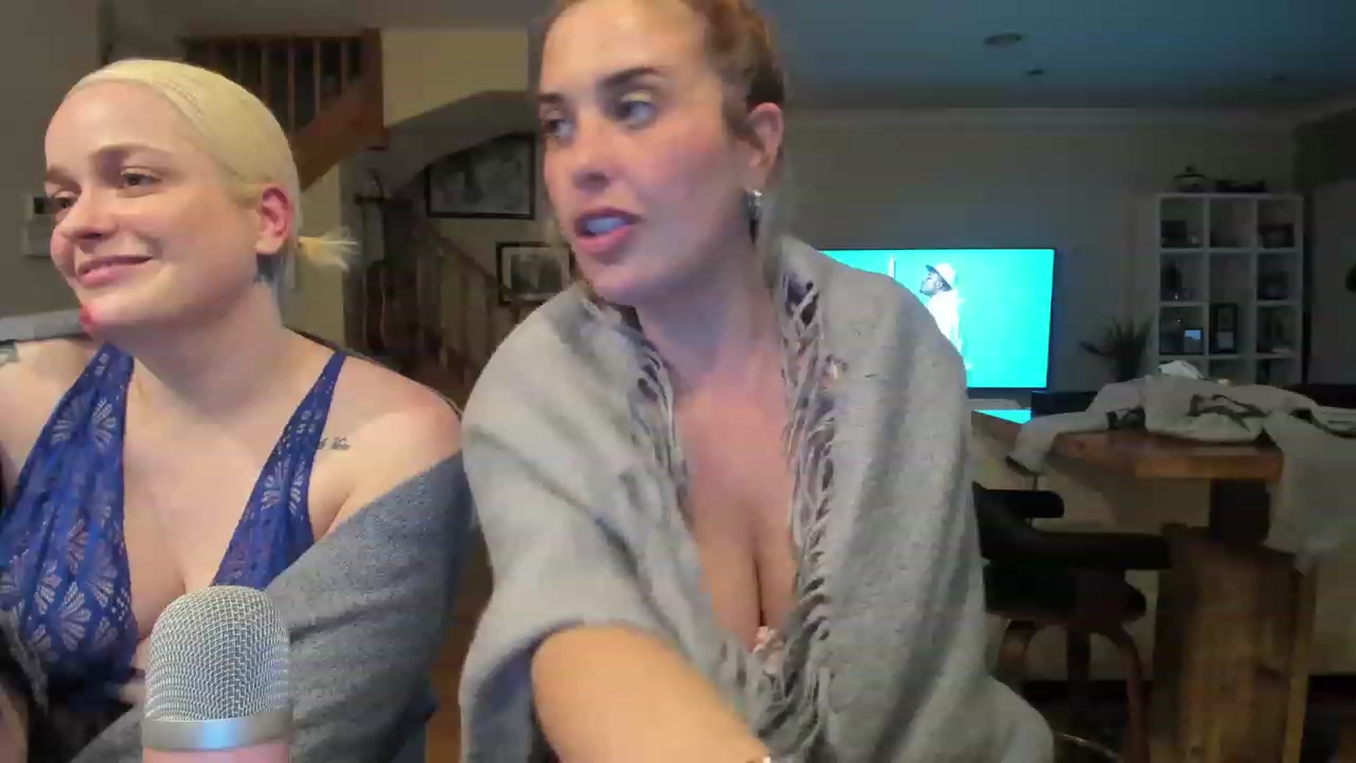 Gallery image thumbnail from HoneyTits_'s myfreecams stream on, 06/27/2023, 09:37 image 20 of 20