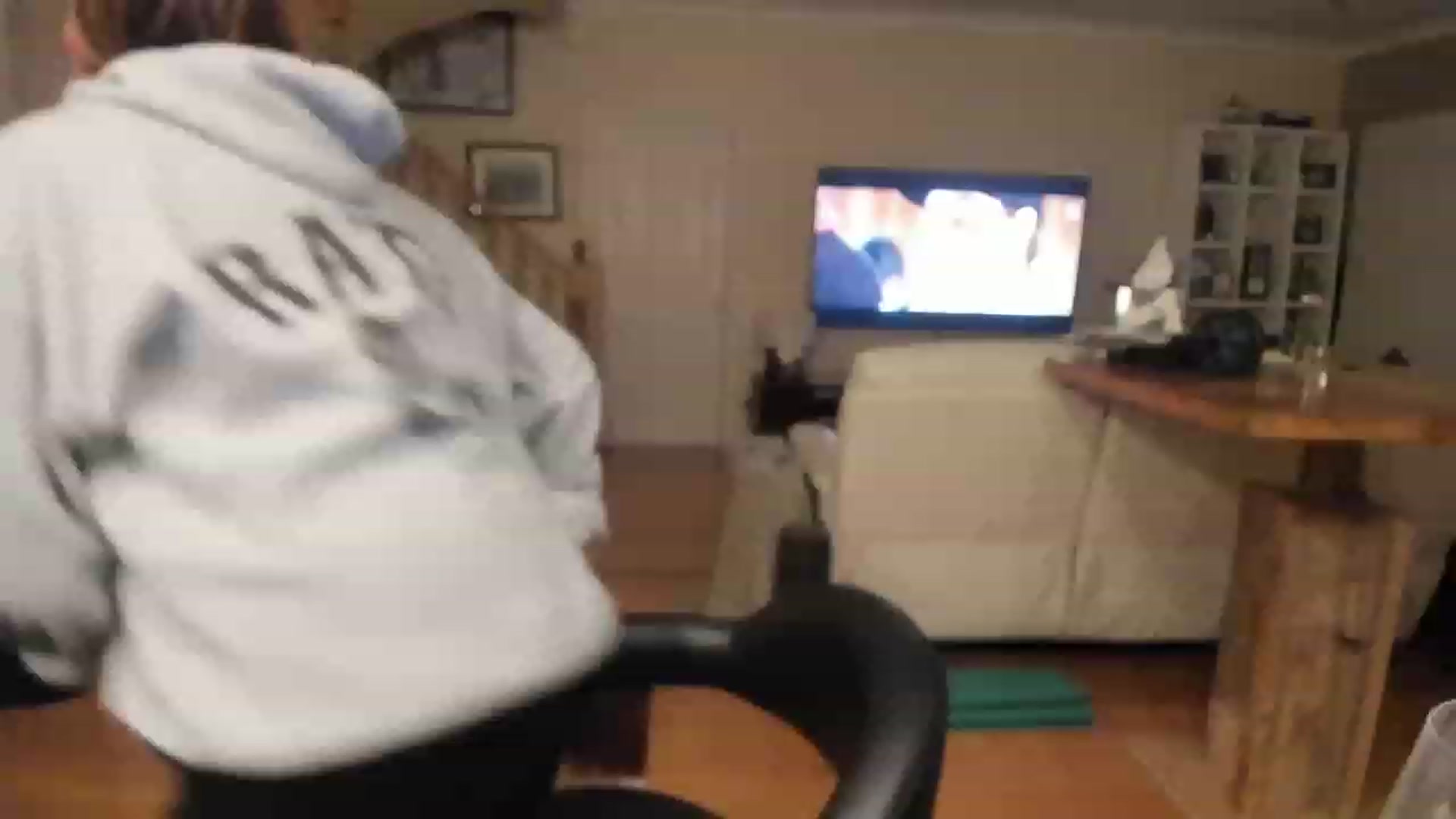 Gallery image thumbnail from HoneyTits_'s myfreecams stream on, 06/30/2023, 10:22 image 1 of 20
