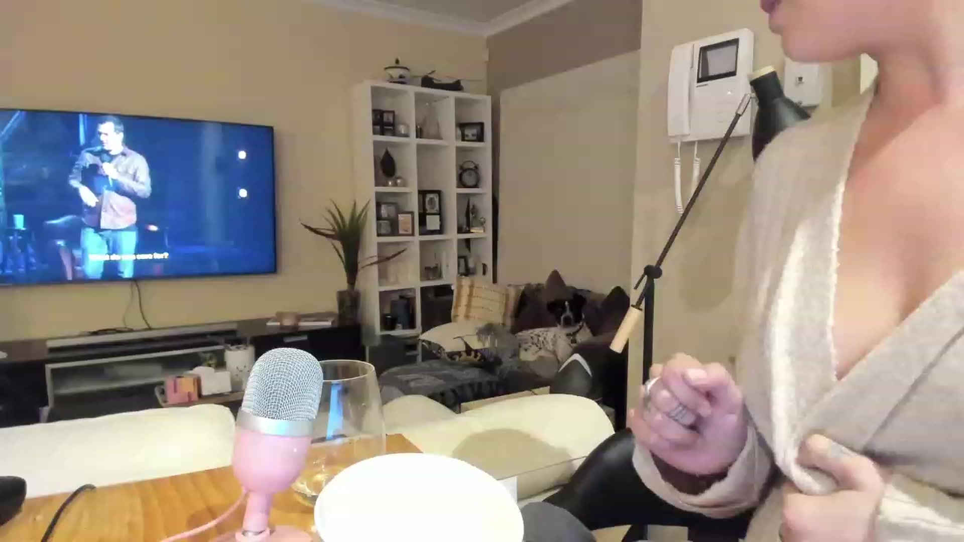 Gallery image thumbnail from HoneyTits_'s myfreecams stream on, 07/01/2023, 10:39 image 2 of 20